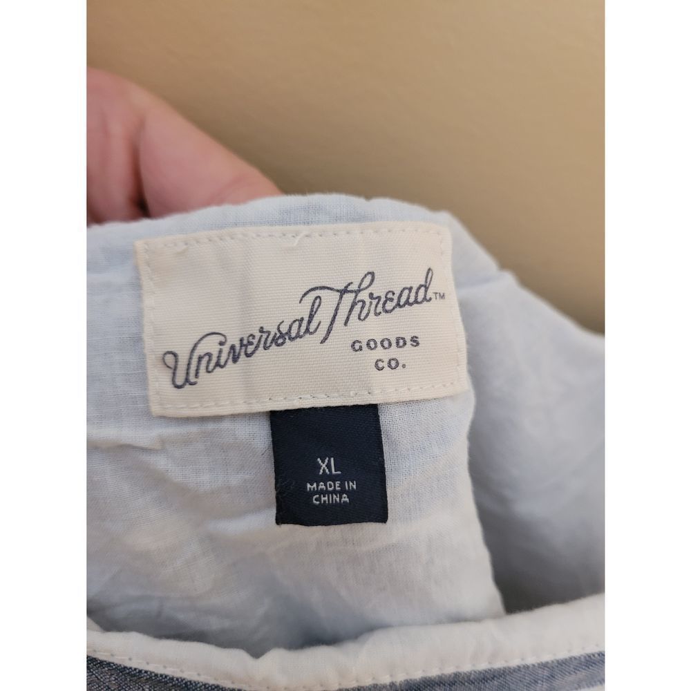 Universal Thread Split Back Crop - Picture 4 of 5